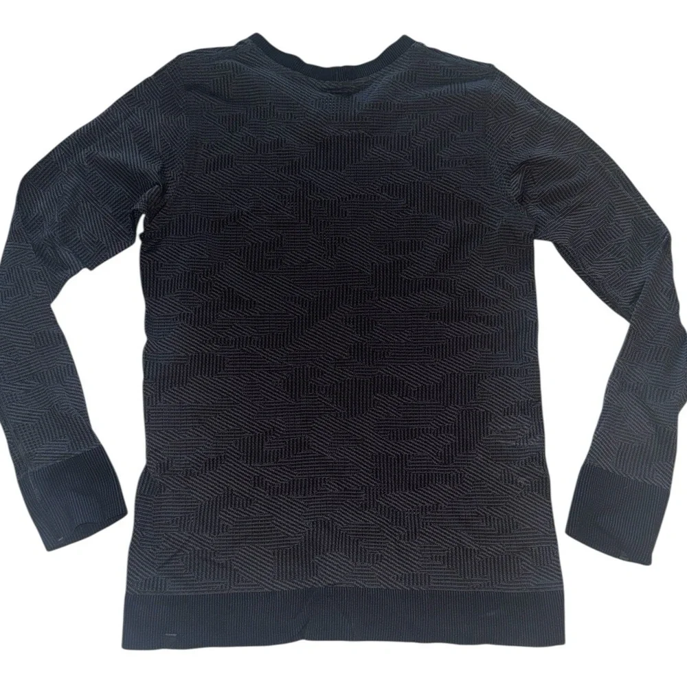 Lululemon Swiftly Breathe Long Sleeve
Vented Camo Black / Asphalt Grey Orig $78 - Picture 8 of 8